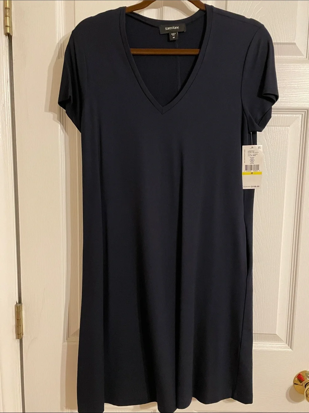 Karen Kane Dark Navy V-Neck Short Sleeve Dress, size M - Picture 1 of 4